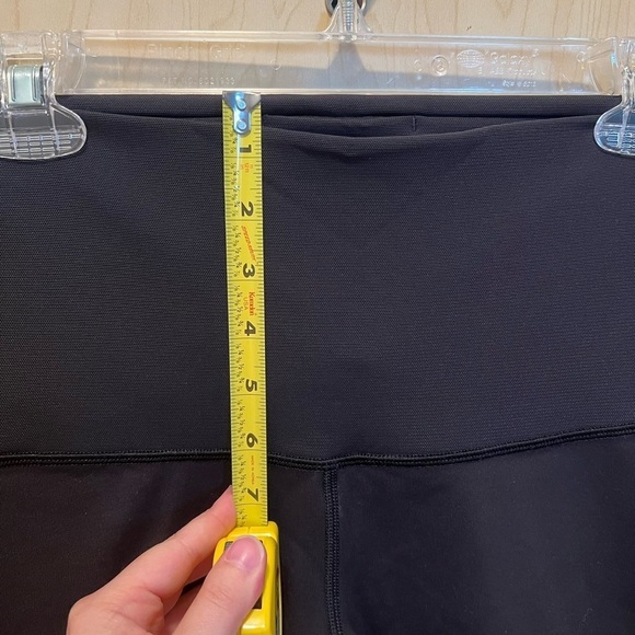 Lululemon leggings - Picture 6 of 7